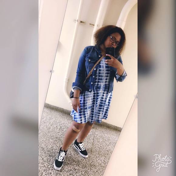 Meet your Posher, Alexis - Picture 1 of 1